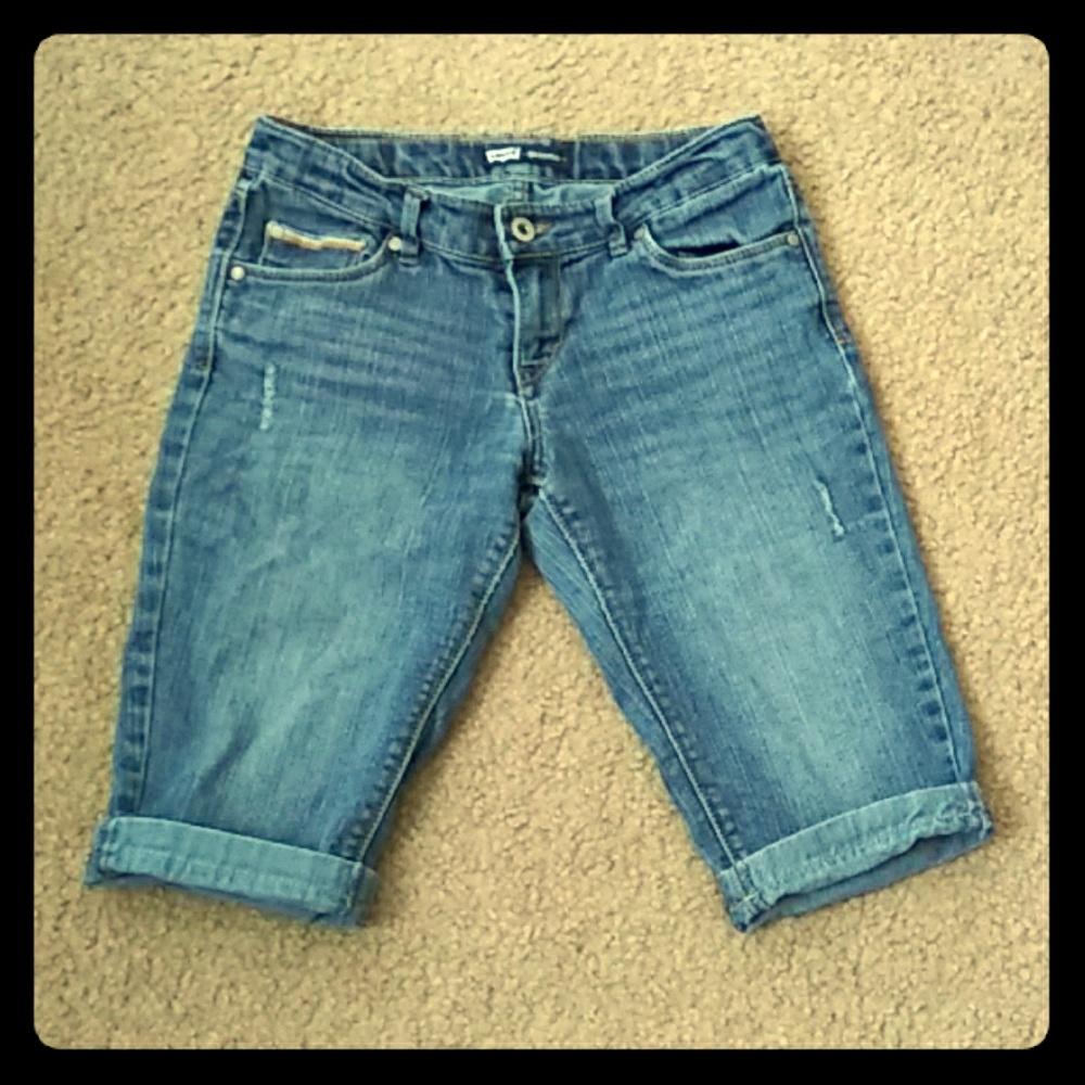 Levi's Denim Capri Shorts